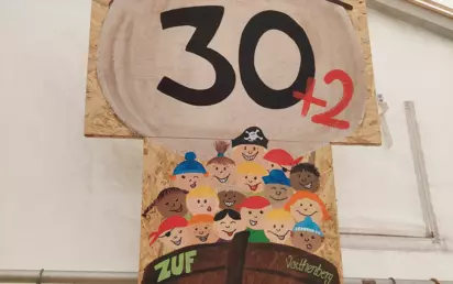 Das offizielle Symbol zeigte ein Piratenschiff, voll beladen und die Zahl 30 mit einer +2.