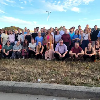 Gruppenfoto mit den Teilnehmer*innen der Taizé-Fahrt 2026