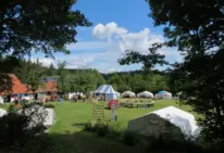 Mit viel Liebe wird jedes Jahr das Zeltlager am Voithenberg vorbereitet.
